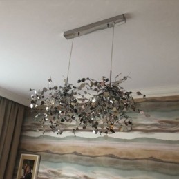Moderner minimalistischer Kronleuchter aus Edelstahl