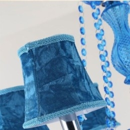 Großer Kristall-Kronleuchter Europäische Pendelleuchte Hellblaue Farbe Ästhetik
