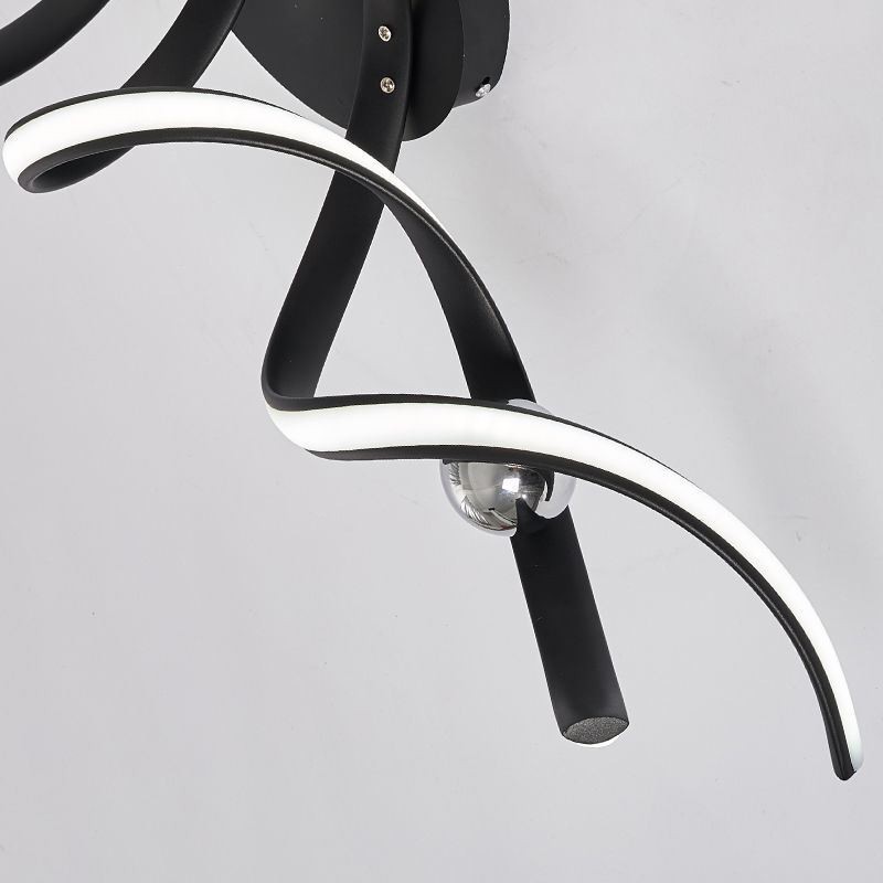 Moderne Deckenleuchte aus Aluminium mit Spiral-Design