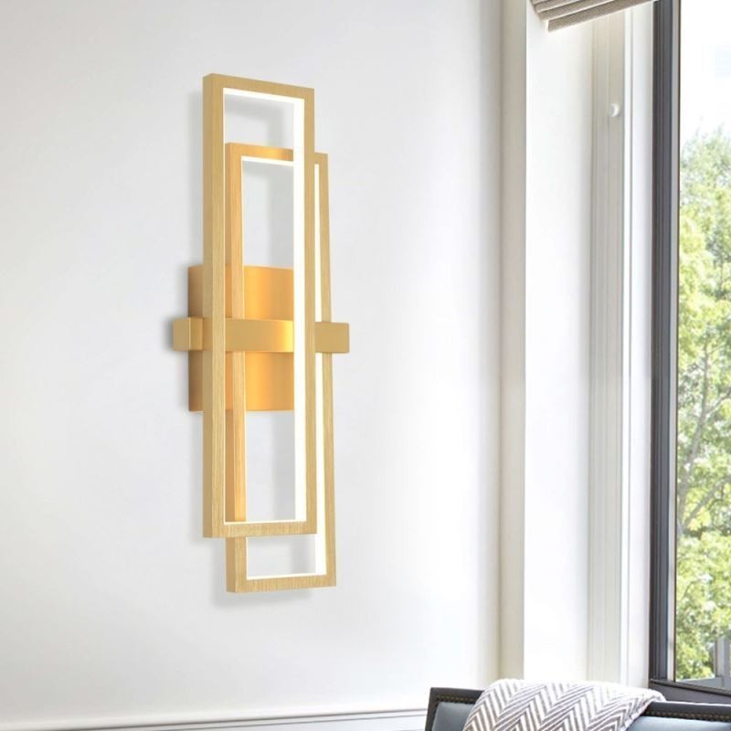 Minimalistische, flächenbündige Deckenleuchte aus Aluminium im geometrischen Stil