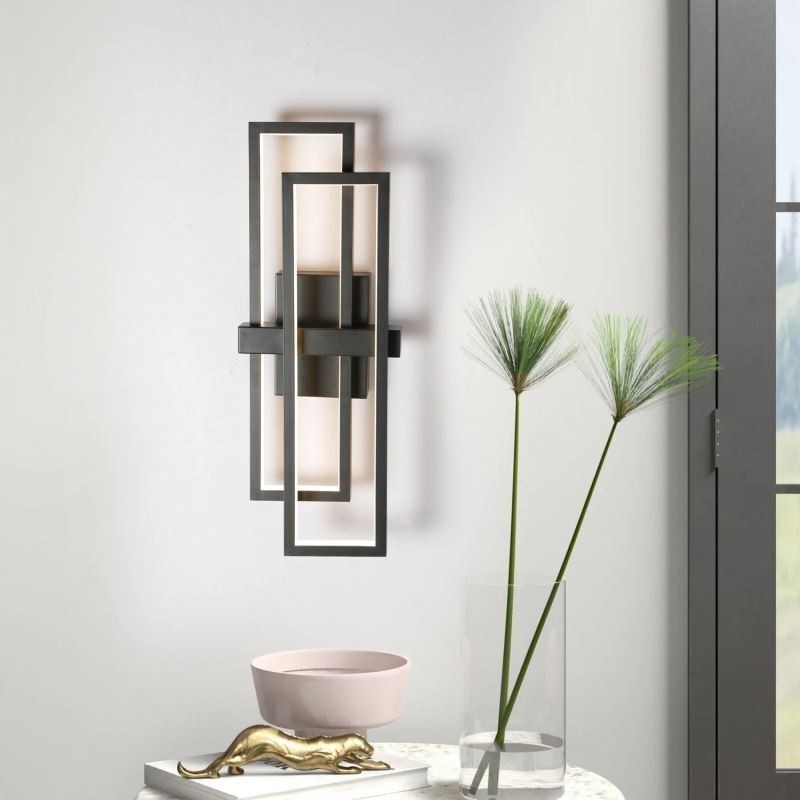 Minimalistische, flächenbündige Deckenleuchte aus Aluminium im geometrischen Stil
