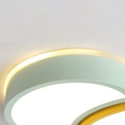 Moderne Deckenleuchte mit bündiger Montage, schöne Deckenlampe mit Ballonschirm
