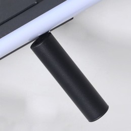 Linearer Deckenstrahler aus Acryl zur bündigen Montage