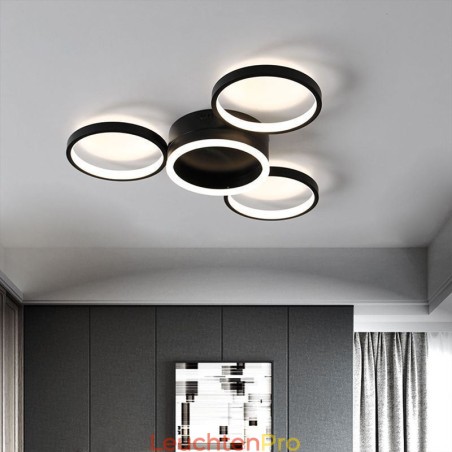 Deckenleuchte mit 4 Ringen Deckenleuchte mit 4 Ringen
