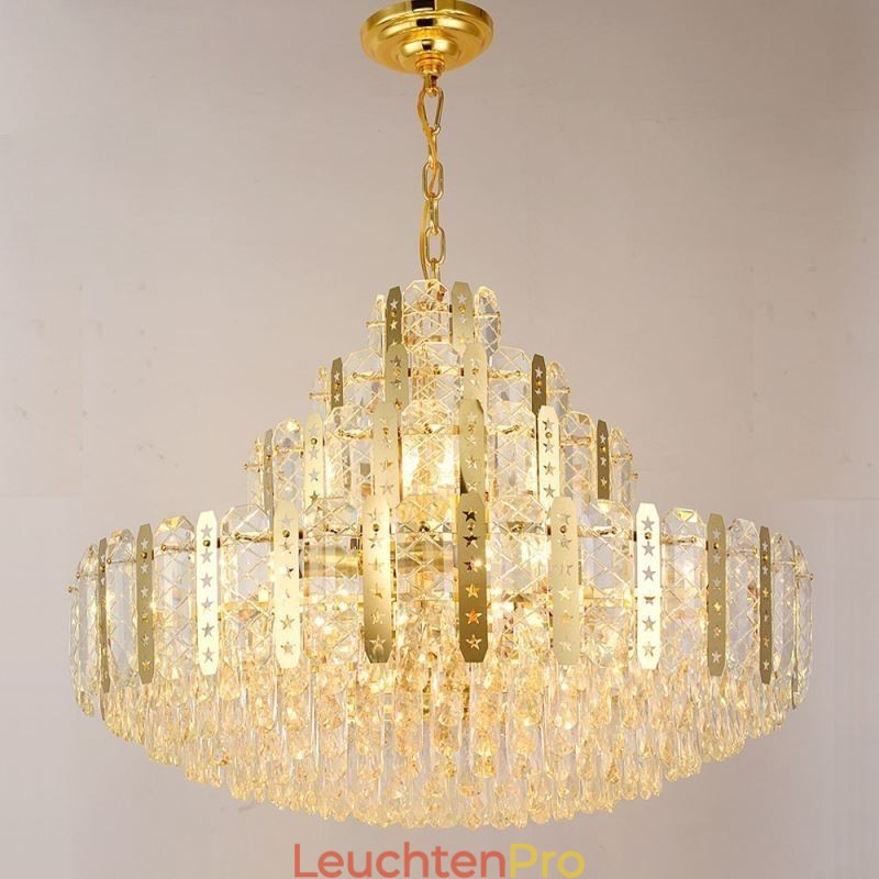 Kristall-Pendelleuchte 4. Etage Luxus-Dekrative Deckenleuchte mit goldenem Hohleisenblech