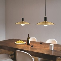 Moderne, schlichte Pendelleuchten