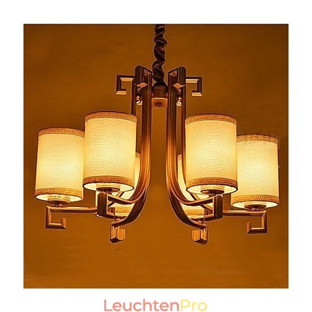 Der Kronleuchter im chinesischen Stil, Eisen-Kupfer-Imitation, Luftlampen Der Kronleuchter im chinesischen Stil, Eisen-Kupfer-Imitation, Luftlampen