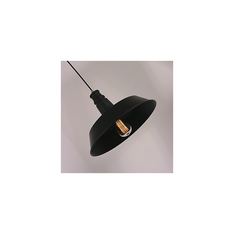 Schwarze moderne Pendelleuchte mit kreisförmigem Lampenschirm