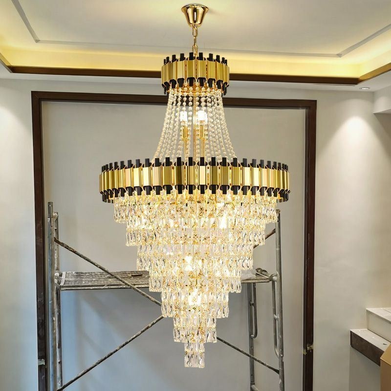 Luxuriöse goldene Pendelleuchte mit Kristall-Deckenleuchte