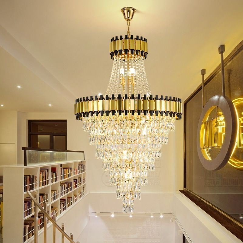 Luxuriöse goldene Pendelleuchte mit Kristall-Deckenleuchte
