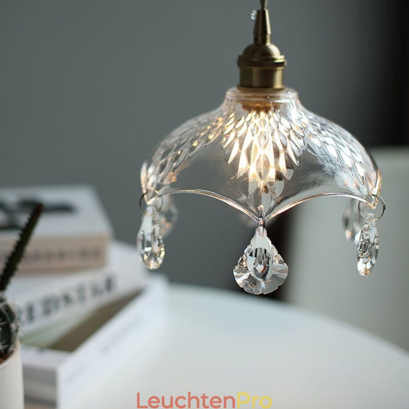 Moderne minimalistische Pendelleuchte aus Glas mit Einzellicht
