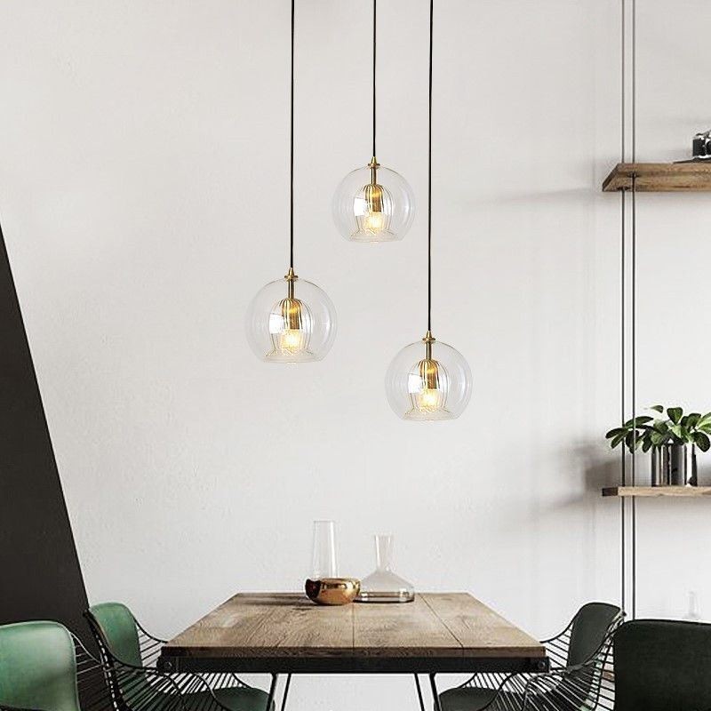 Moderne Pendelleuchte aus Glas mit Einzelkopf