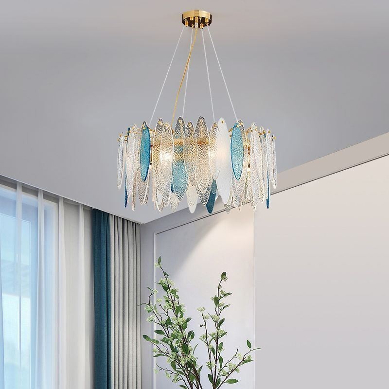 Zeitgenössische, elegante Pendelleuchte aus Glas