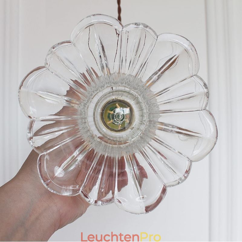 Pendelleuchte in Blumenform aus klarem geripptem Glas mit Drehschalter