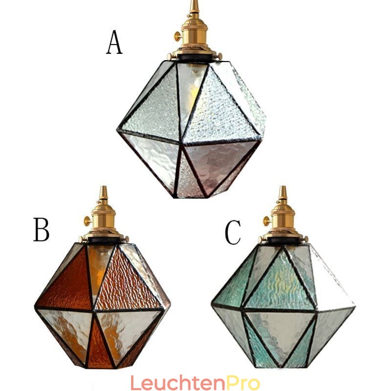 Geometrische Pendelleuchte im Bauernhausstil aus farbigem Glas