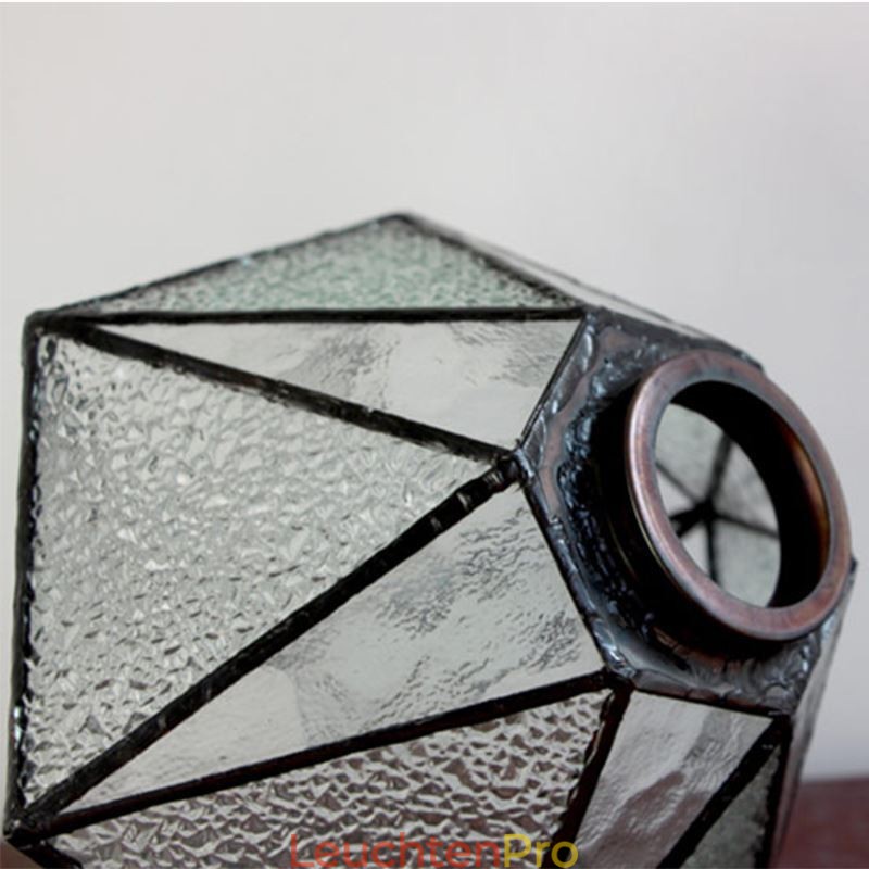 Geometrische Pendelleuchte im Bauernhausstil aus farbigem Glas