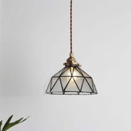 Geometrische Pendelleuchte aus Buntglas