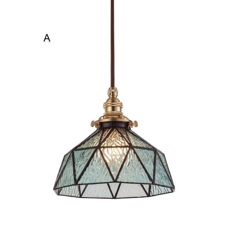 Geometrische Pendelleuchte aus Buntglas