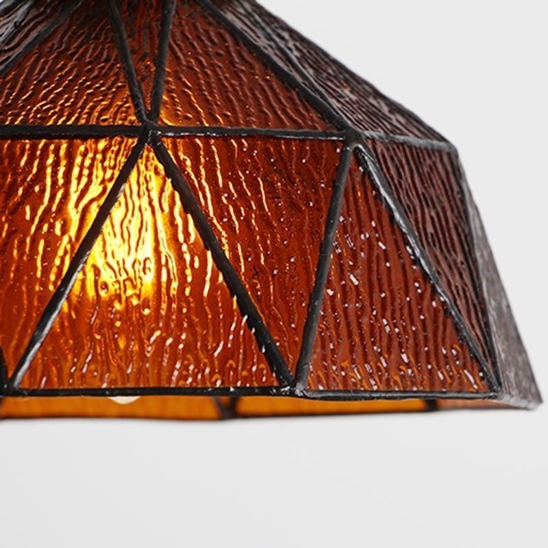 Geometrische Pendelleuchte aus Buntglas