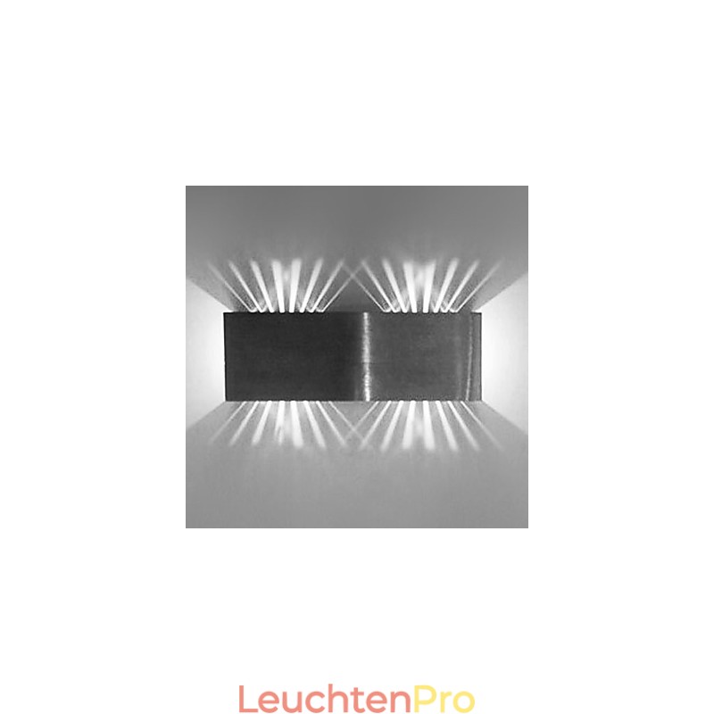 Moderne Wandleuchte mit Streulichtdesign, 2 kubische Schirme