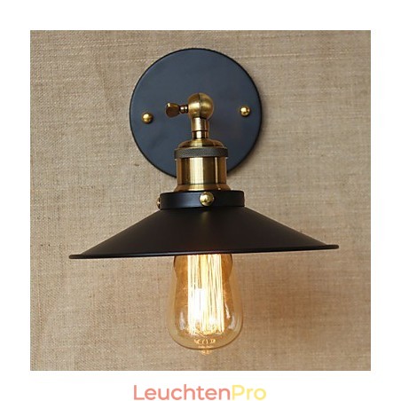 Retro Minimalistischen Industriellen Stil Villa Vor Der Kirche Gang Regenschirm Schwarz Kleid Dekoriert Wand Retro Minimalistischen Industriellen Stil Villa Vor Der Kirche Gang Regenschirm Schwarz Kleid Dekoriert Wand