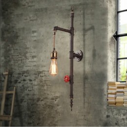 Die Rohrwand der ländlichen kreativen Retro-Raketenwandlampe