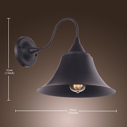 Künstlerische Wandleuchte mit Retro-Metallschirm und Halterung
