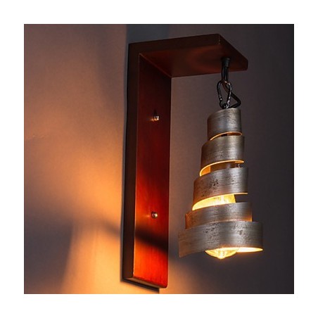 Antike Wandleuchten aus Holz, 1 Licht Antike Wandleuchten aus Holz, 1 Licht