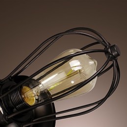 2-flammige goldene Wandleuchte im Antik-Stil