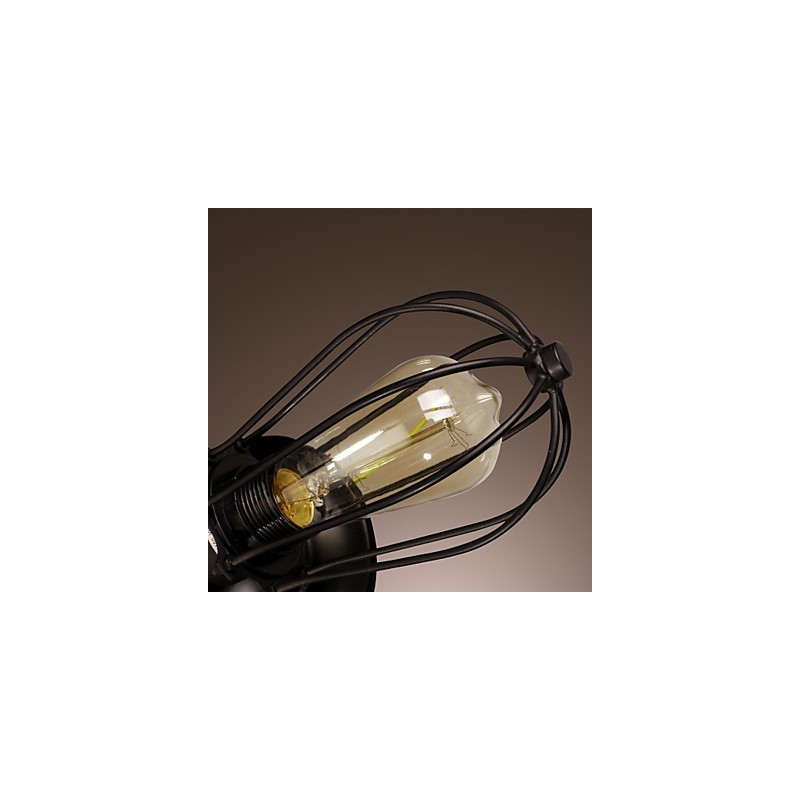 2-flammige goldene Wandleuchte im Antik-Stil