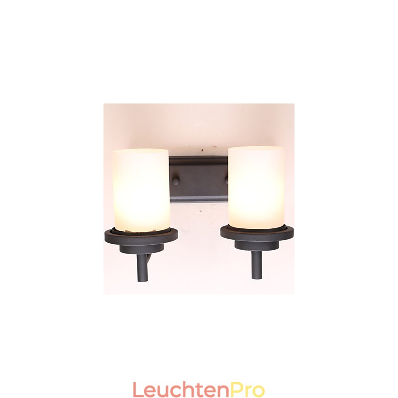 2 * Retro-Wandleuchte im klassischen Stil aus Eisen in Lackierung mit Milchglas