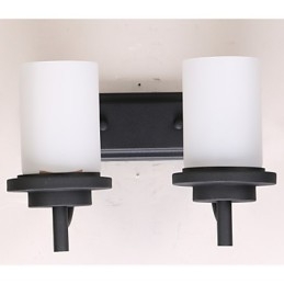 2 * Retro-Wandleuchte im klassischen Stil aus Eisen in Lackierung mit Milchglas