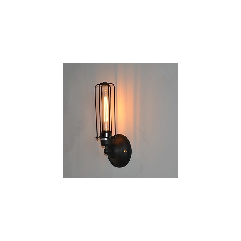 Amerikanische Vintage-Wandlampe aus Eisen
