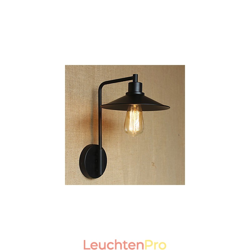 Dekorative Retro-Wandleuchte aus Schmiedeeisen