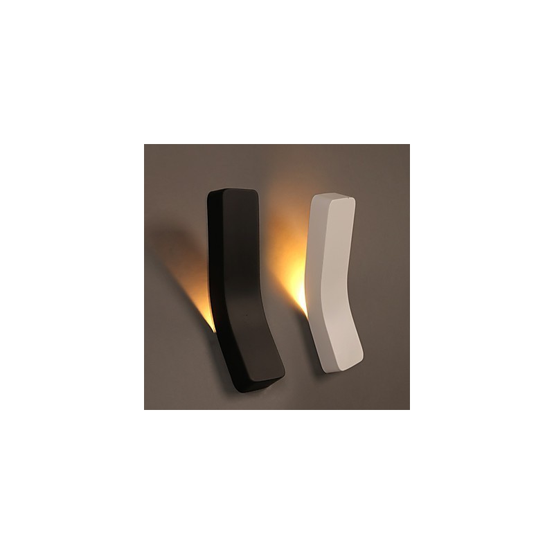 Vertraglich vereinbarte und zeitgenössische kreative gebogene Schmiedeeisen-Wandleuchte Power Lights