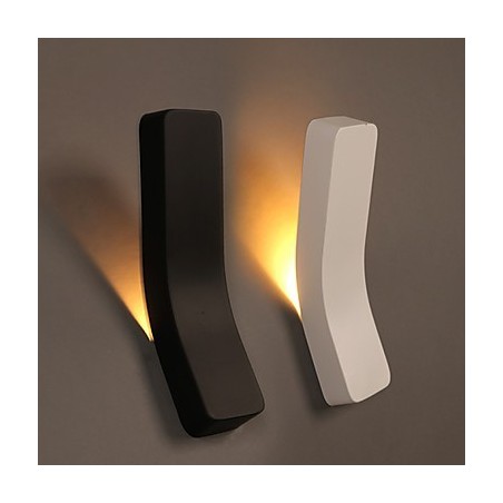 Vertraglich vereinbarte und zeitgenössische kreative gebogene Schmiedeeisen-Wandleuchte Power Lights Vertraglich vereinbarte und zeitgenössische kreative gebogene Schmiedeeisen-Wandleuchte Power Lights