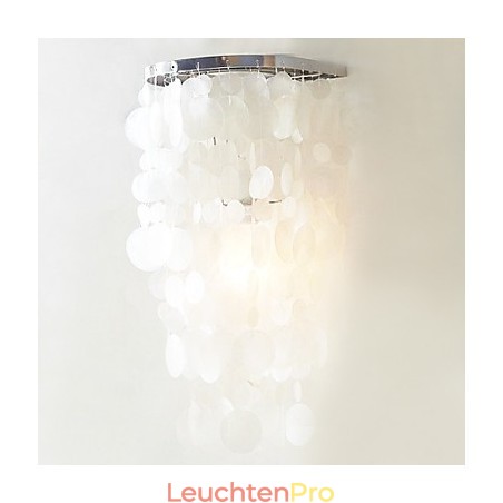 Stilvolle Wandleuchte mit 1 Licht in Warmweiß