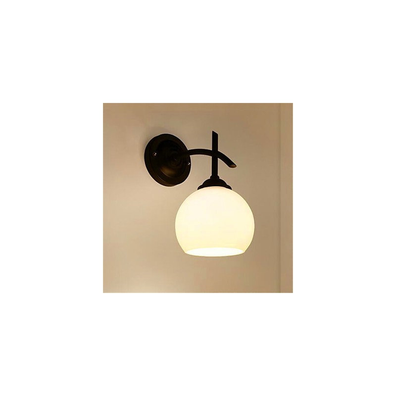 Modernes, zeitgenössisches Landhaus-Gemälde für die Augenschutzwand im Mini-Stil mit Umgebungslicht