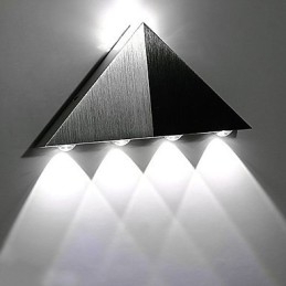 Moderne Dreieck-Wandleuchter-Leuchte für den Innenbereich, Flur, Up- und Down-Wandleuchte, Spot-Licht, Aluminium, dekorative Beleuchtung für Studio-Restaurants