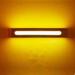 Nachttischlampe im nordischen Stil