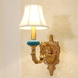 Einfaches Landhaus, traditionelles klassisches Messing-Feature für Wandleuchten im Mini-Stil, Uplight-Wandleuchter