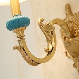 Einfaches Landhaus, traditionelles klassisches Messing-Feature für Wandleuchten im Mini-Stil, Uplight-Wandleuchter