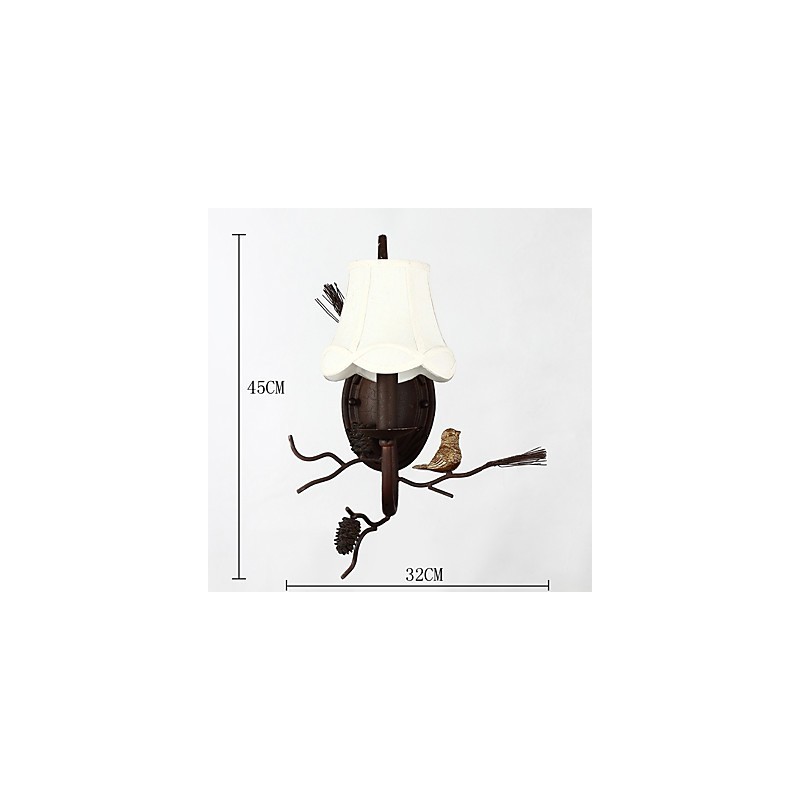 Nordamerikanische Vintage-Wandlampe aus Metall mit Vogel und Tannenzapfen aus Kunstharz, passend für die Wandleuchte im Wohnzimmer und Esszimmer