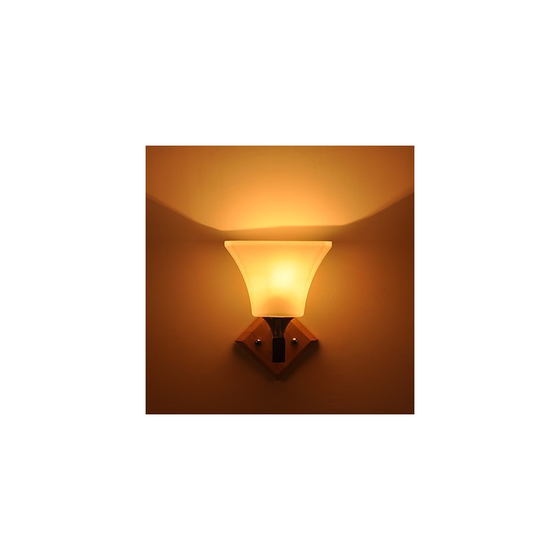 Modernes zeitgenössisches Landhaus-Malerei-Feature für Uplight-Wandleuchten
