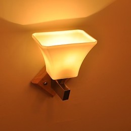 Modernes zeitgenössisches Landhaus-Malerei-Feature für Uplight-Wandleuchten