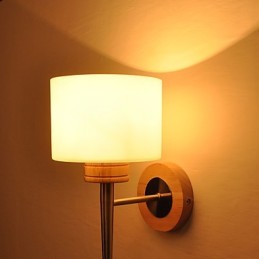 Einfache Wandlampe, Nachttischlampe mit Glasschirm und Massivholz für Schlafzimmer, Kommode, Wohnzimmer, Babyzimmer