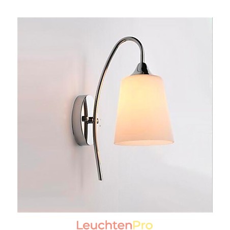Moderne minimalistische Wandleuchte aus Glas für den Nachttisch im Hotelzimmer Moderne minimalistische Wandleuchte aus Glas für den Nachttisch im Hotelzimmer