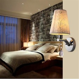 Moderne zeitgenössische Silber-Funktion für Kristall Ambient Light Wandleuchten Wandleuchte