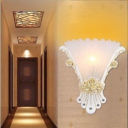 Modernes zeitgenössisches traditionelles klassisches rustikales Lodge-Malerei-Feature für Crystal Mini Style Ambient