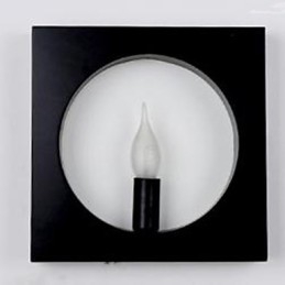 Moderne einfache Eisenkunst-Wandlampe, kreative Wohnzimmer-Hintergrundhalle, Kopfteil des Bettes, quadratischer Rahmen, Dekorationslampen und Laternen